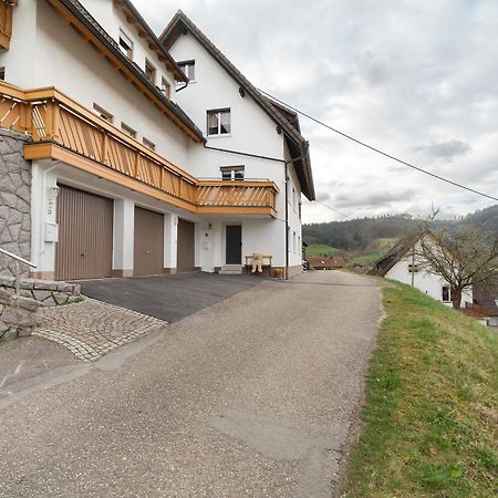 شقة Haus Am Schroffen Ottenhofen im Schwarzwald المظهر الخارجي الصورة