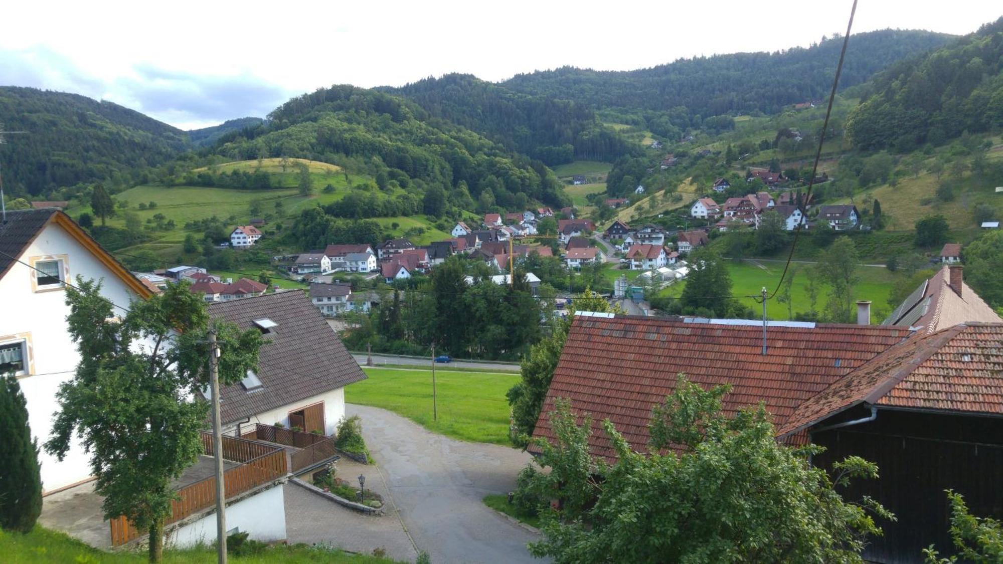 شقة Haus Am Schroffen Ottenhofen im Schwarzwald المظهر الخارجي الصورة